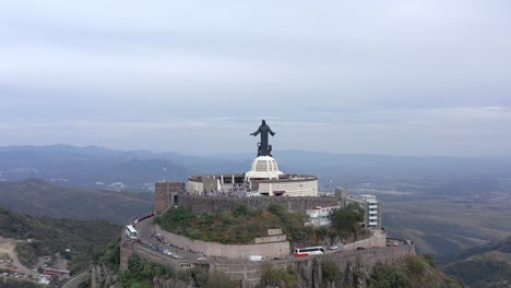 antena: hermosa vista del cristo rey, drone view