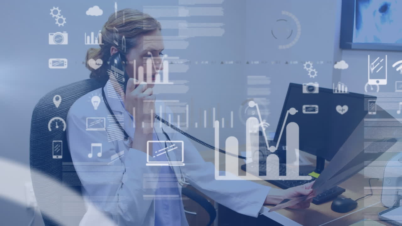 animación del procesamiento de datos científicos sobre una doctora caucásica que usa un teléfono inteligente