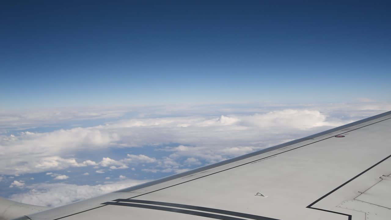 Airplane in motion, view from the wing