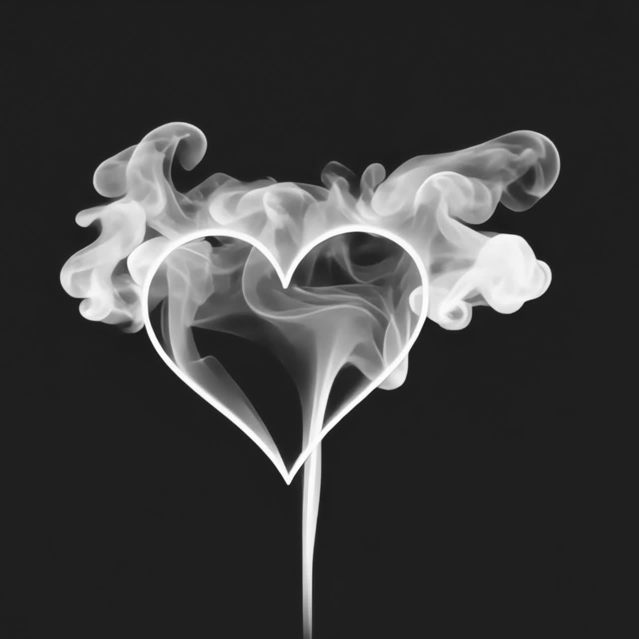 Heart smoke shape animated overlay, transparent 4K video, alpha channel, ProRes 4444