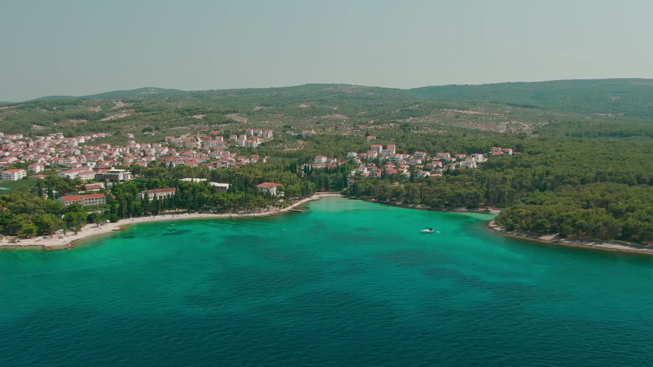 크로아티아 해안 항공 해변 푸른 물 자연 깨끗한 맑은 휴가