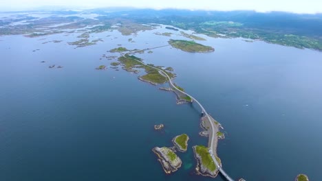 Luftaufnahmen-Der-Atlantikstraße-In-Norwegen