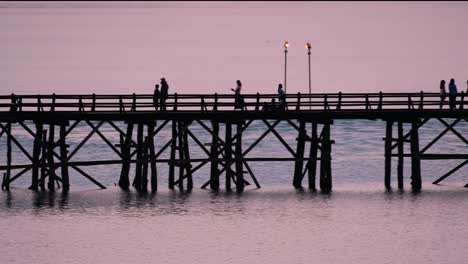 The-Mon-Bridge-is-an-old-wooden-bridge-located-in-Sangkla,-Thailand