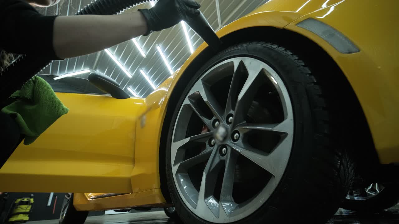 Professional Car Detailing – Washing, Ceramic Coating, and Interior Cleaning