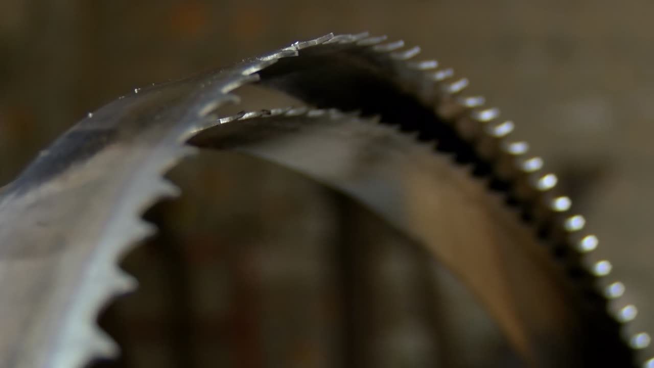 la sierra de cinta se afila automáticamente