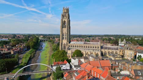 explore boston, lincolnshire: a uk market town steeped in history, the pilgrim fathers' birthplace