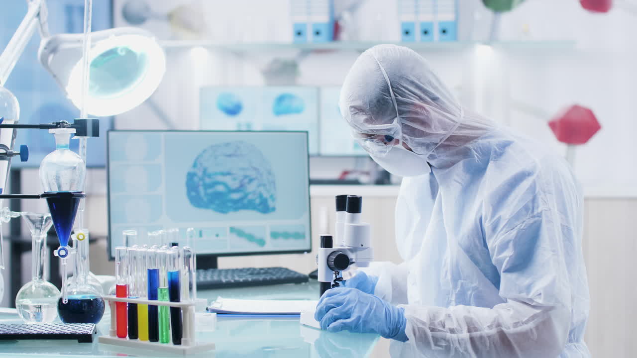 Scientist working in a laboratory