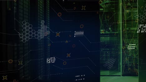 animación de múltiples líneas y símbolos geométricos sobre el rack del servidor de datos
