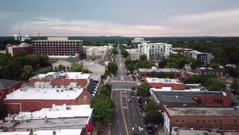 Luftüberflug-Eines-Neuen-Projekts-In-Chapel-Hill,-North-Carolina