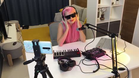 woman streaming music production session