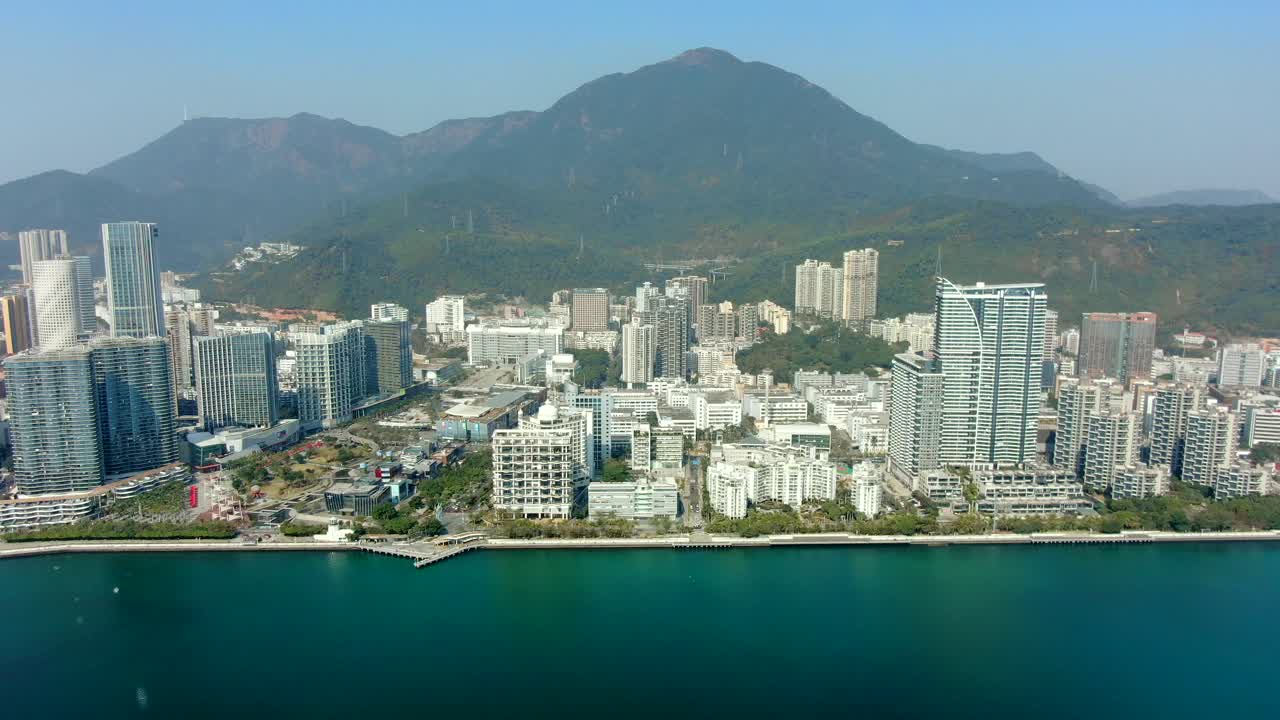 아름다운 맑은 날 심천 해안선의 공중 전망