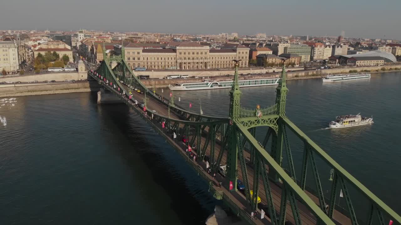 Aerial video of Liberty Bridge in Budapest, Hungary
