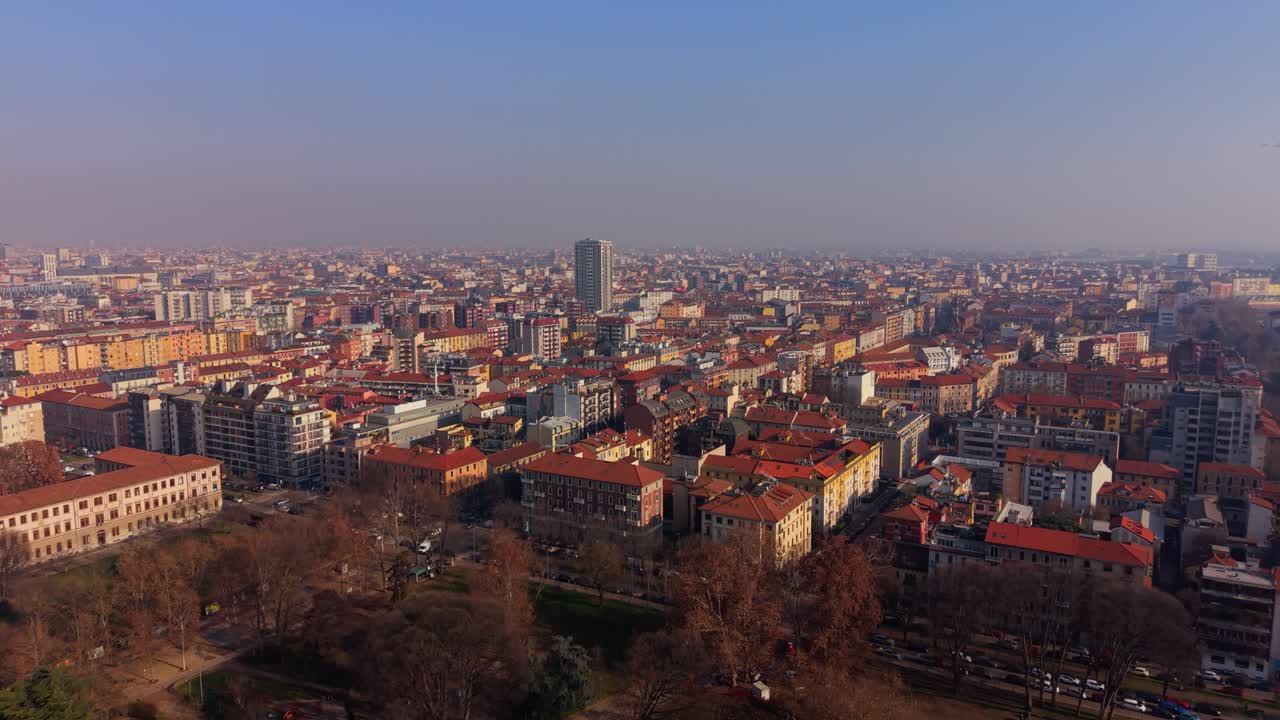 Vista aérea da paisagem urbana de Milão, Itália