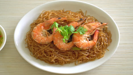 Camarones-A-La-Cazuela-O-Al-Horno-Con-Fideos-De-Vidrio-O-Camarones-En-Una-Olla-Con-Fideos