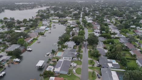 vídeo de drones de 4k de las inundaciones causadas por la tormenta del huracán idalia en st.