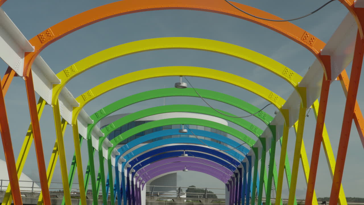 Ponte bonita e colorida em Avilés