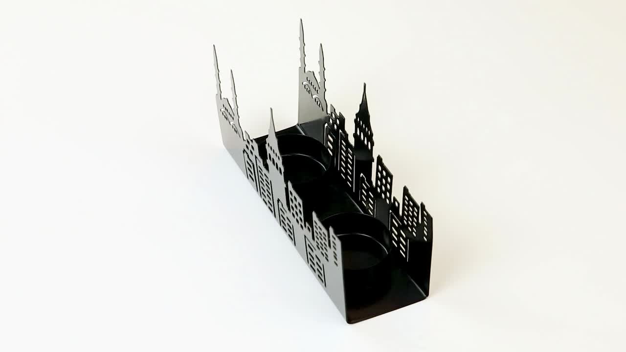 흰색 배경 비디오에 이스탄불의 장식 캔들 홀더