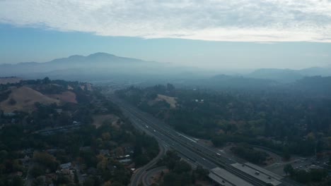 California-wildfires-pollute-the-air-quality-in-California