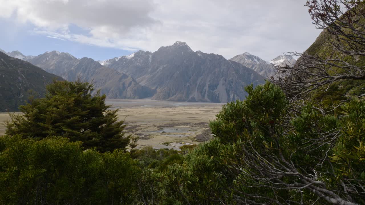 Sentiero dei Laghi Rossi nel Parco Nazionale Aoraki, Nuova Zelanda - Veduta panoramica