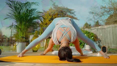 joven asiática haciendo posturas de yoga