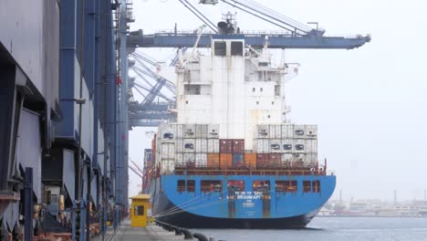 Cargo-ship-docking-at-Karachi-Port,-Pakistan