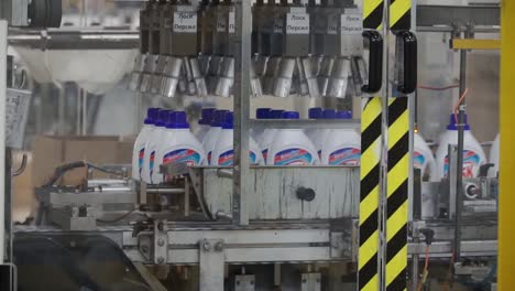 washing detergent bottle packaging line