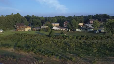 Casas-Frente-Al-Lago