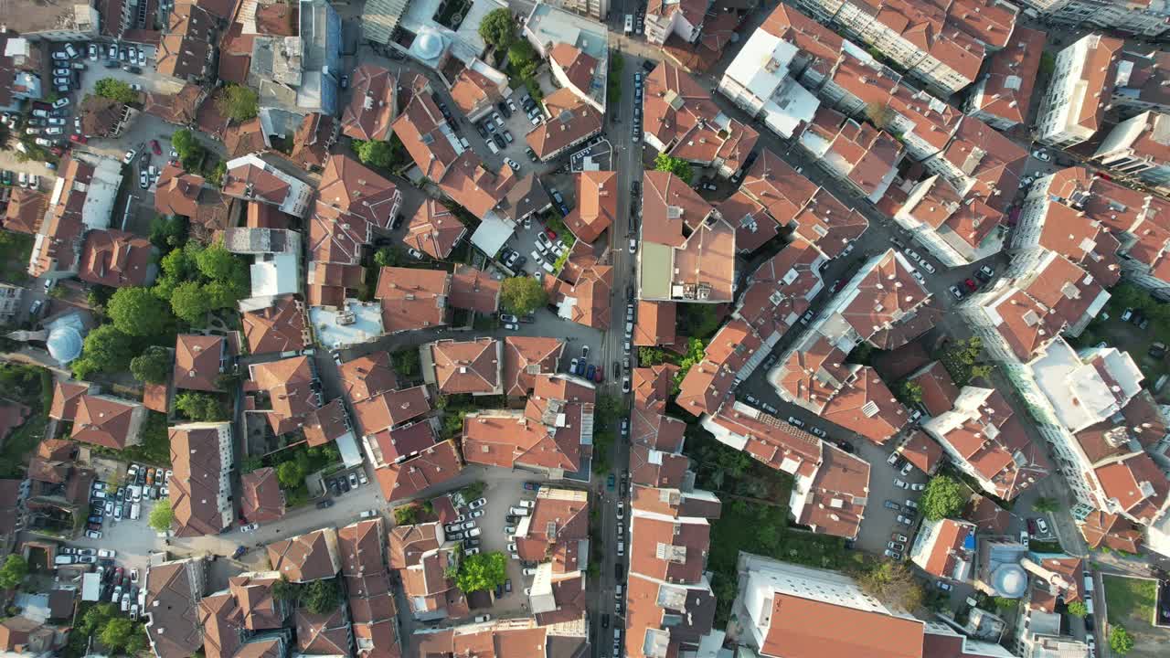 부르사 모스크 주변의 공기