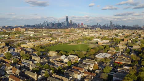 Beautiful-Aerial-Establishing-Shot-Above-Pilsen,-Chicago's-Mexican-Neighborhood