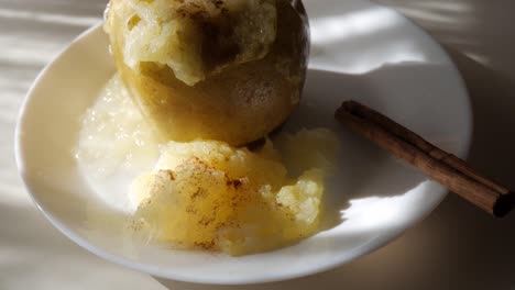 baked apple with cinnamon