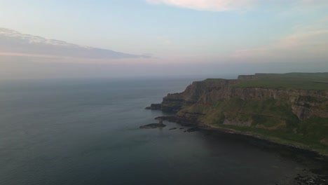 4K-Aeria-drone-shot-at-Giants-Causeway---Northern-Ireland