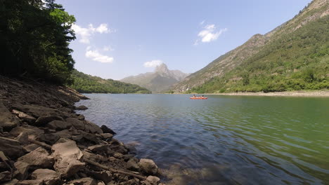 Beautifull-scenery-in-Huesca-Pyrenees