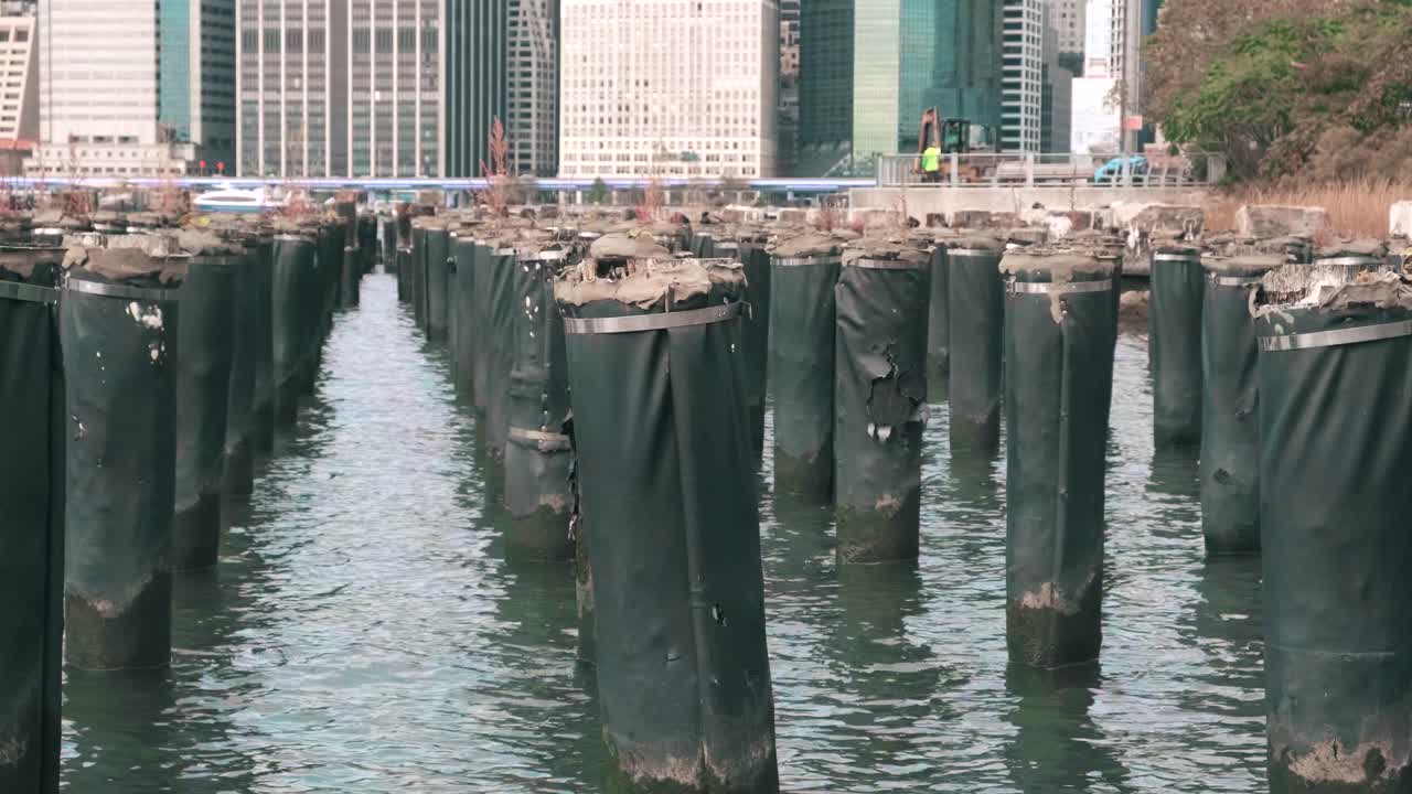 A different view of the coast of Manhattan