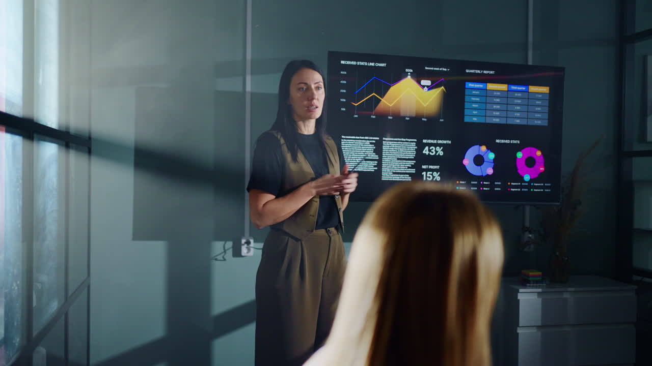 presentación de negocios en la oficina moderna