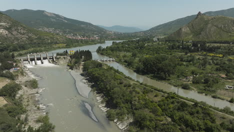 Aerial-Panorama-Of-Zemo-Avchala-Dam-In-Kura-River-In-Tbilisi,-Georgia