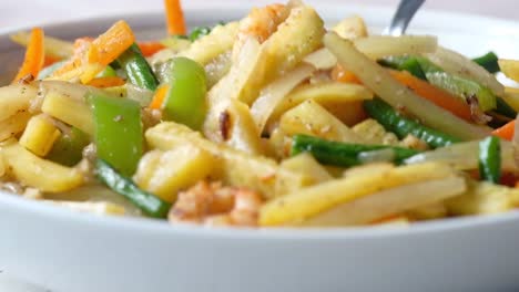 stir-fried potatoes and vegetables with shrimp