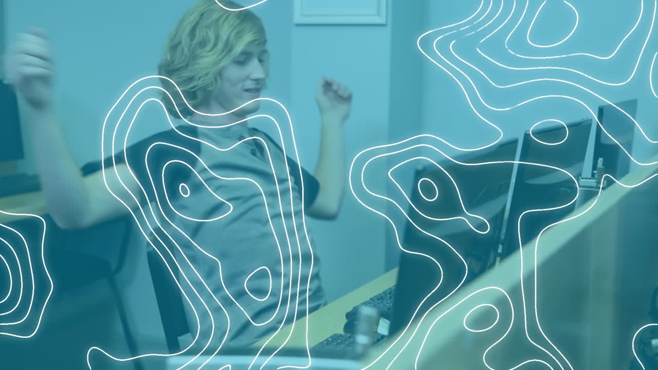 animación de líneas blancas sobre estudiante masculino usando computadora