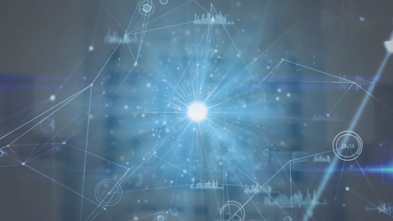 연결 네트워크 및 데이터 처리의 애니메이션은 밝은 빛의 반점에 대해 회전합니다.