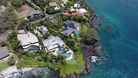 cinematic shot of one of the most beautiful neighbourhoods in maui