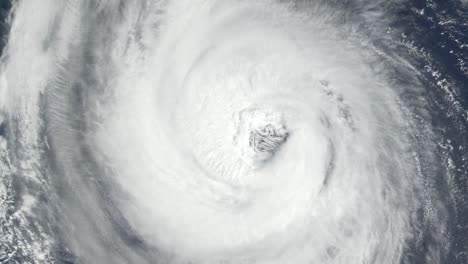 huracán visto desde el espacio en la tierra