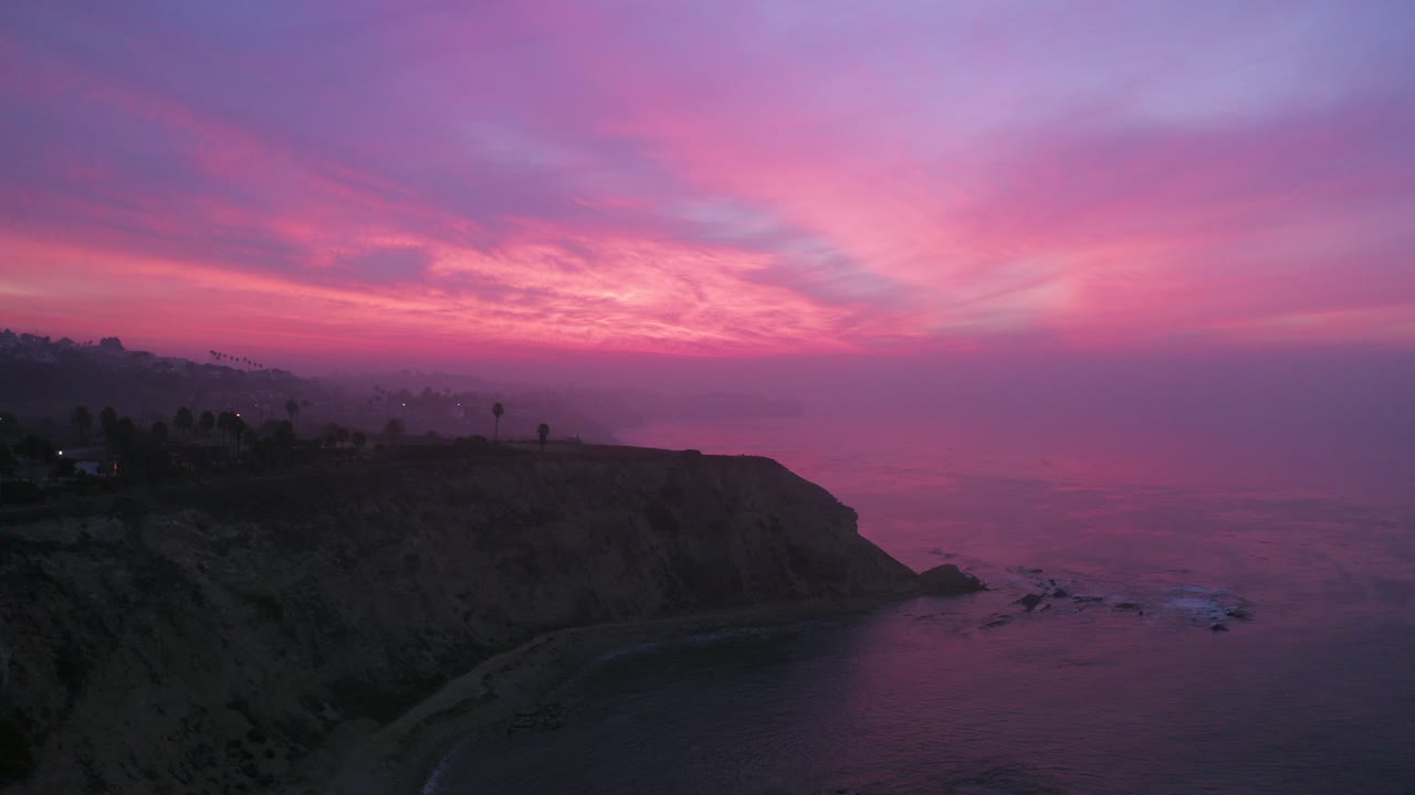 Vista sull'oceano dalla costa della California