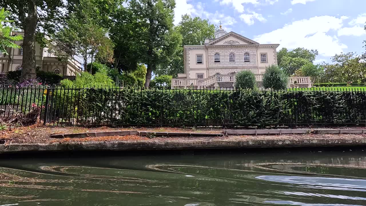 세인트 존 로지 (st. john's lodge) 의 경치 좋은 운하 전망