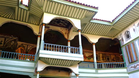 Historisches-Cakiraga-Herrenhaus-In-Der-Türkei,-Langsame-Vorstellung