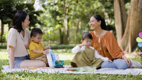 family in a picnic at the park