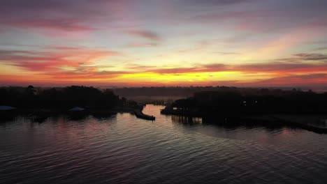 Point-Clear-Alabama-Marina-Bunter-Sonnenaufgang