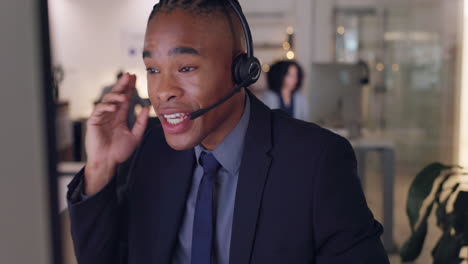 Call-center,-computer-or-black-man-consulting