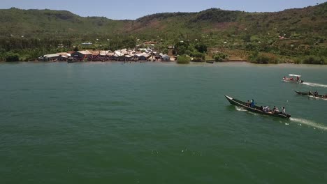 pueblo de pescadores a orillas del lago victoria