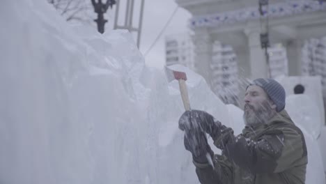 ice sculptor at work