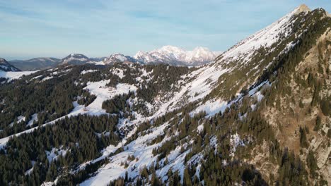 Amden-Wesen-Schweiz-Große-Schweizer-Berge-Im-Winter