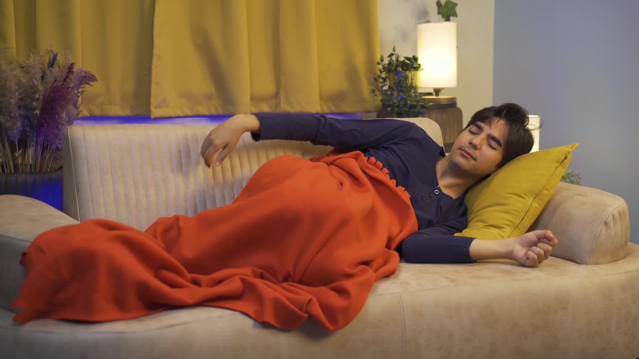 깨어났을 때, 편안한 사람은 편안해집니다.